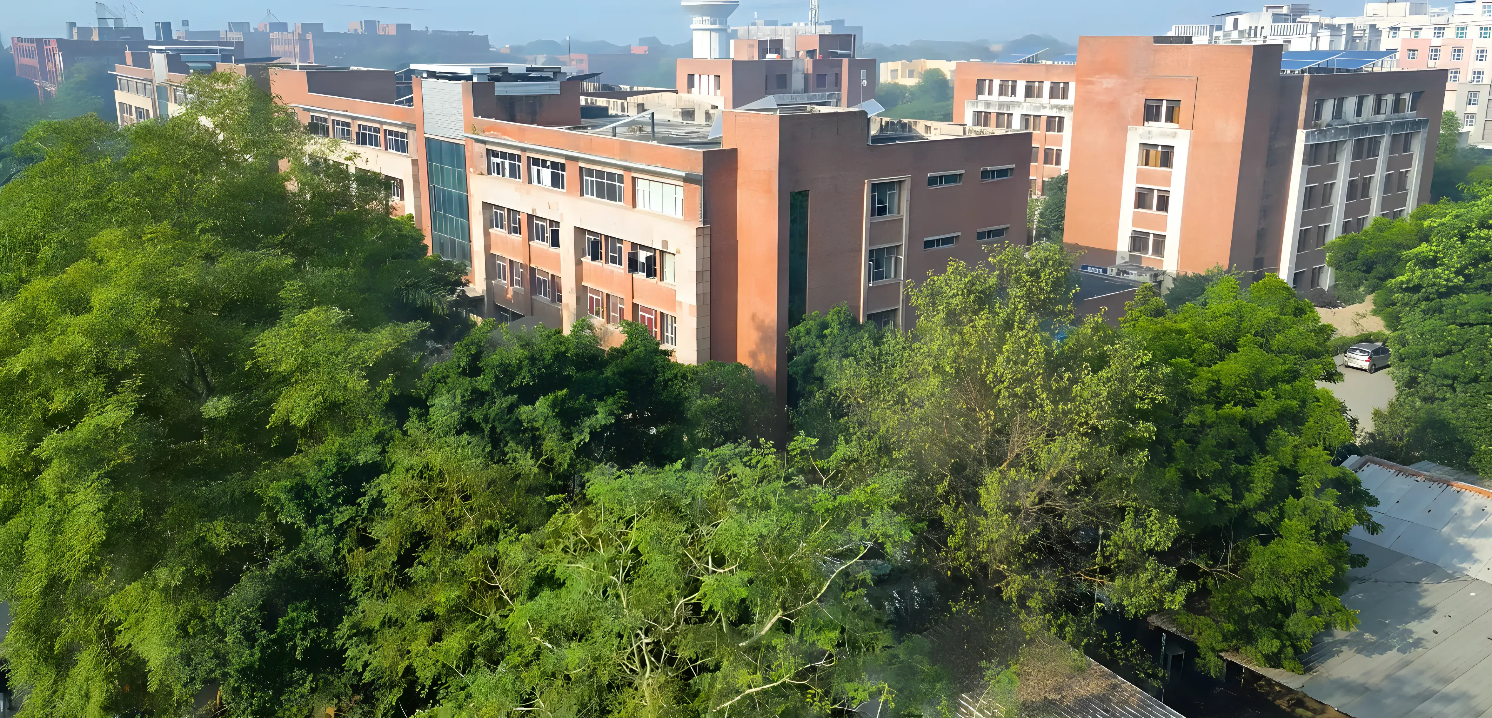 Mangalmay Institute of Engineering and Technology Greater Noida Campus photo 2